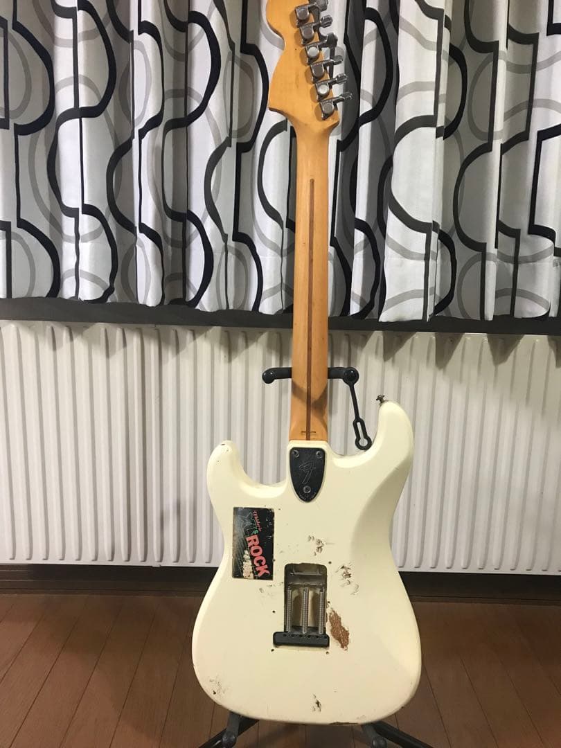 た*ま様 Fender Japan ストラトEシリアル　ジャンク