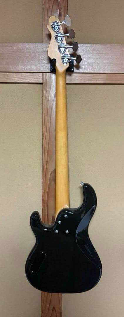 Killer KB-RANCOR Phoenix エレキベース