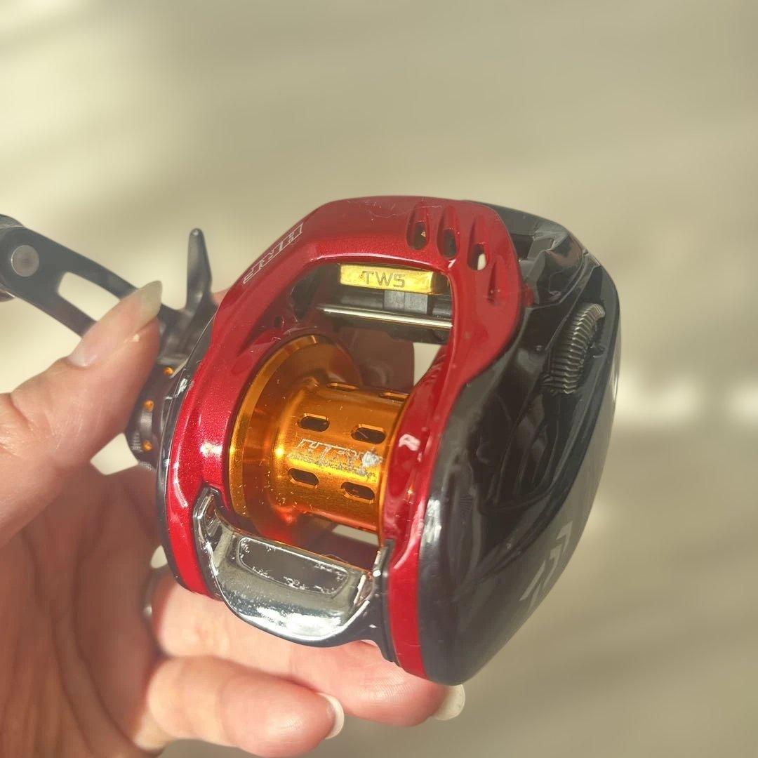 ダイワ　18 HRF ソニックスピード　左　DAIWA SONIC SPEED