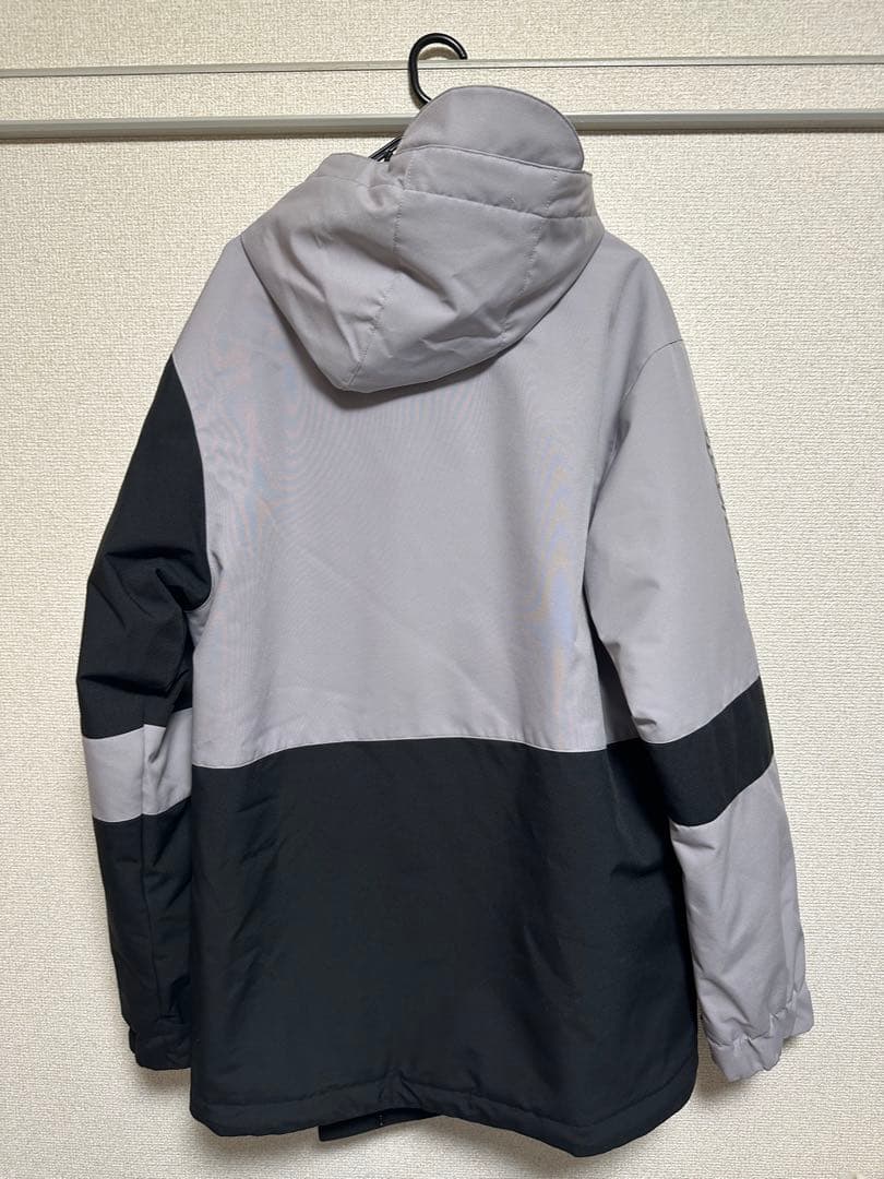 ワンスリー　スノボウェア