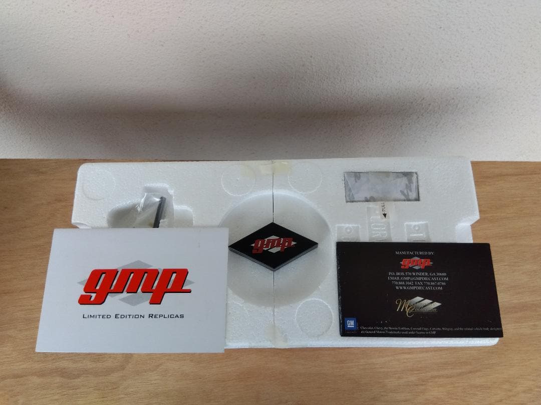 gmp CORVETTE Fastback 1965 1/18サイズ