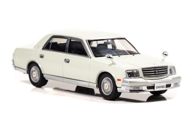 CARNEL ホワイト ミニカー 1/43