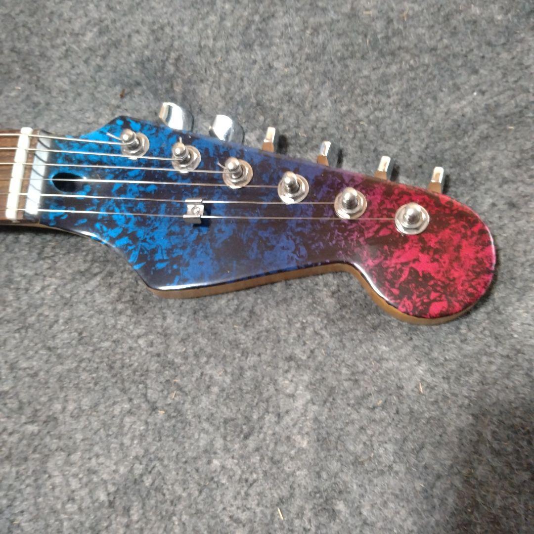 3色グラデーションカラー 世界に1本 カスタムペイントノーブランドエレキギター