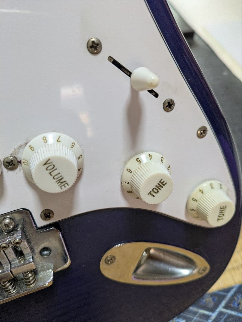 レジェンド　Legend　エレキギター　ブルー　ストラトキャスタータイプ