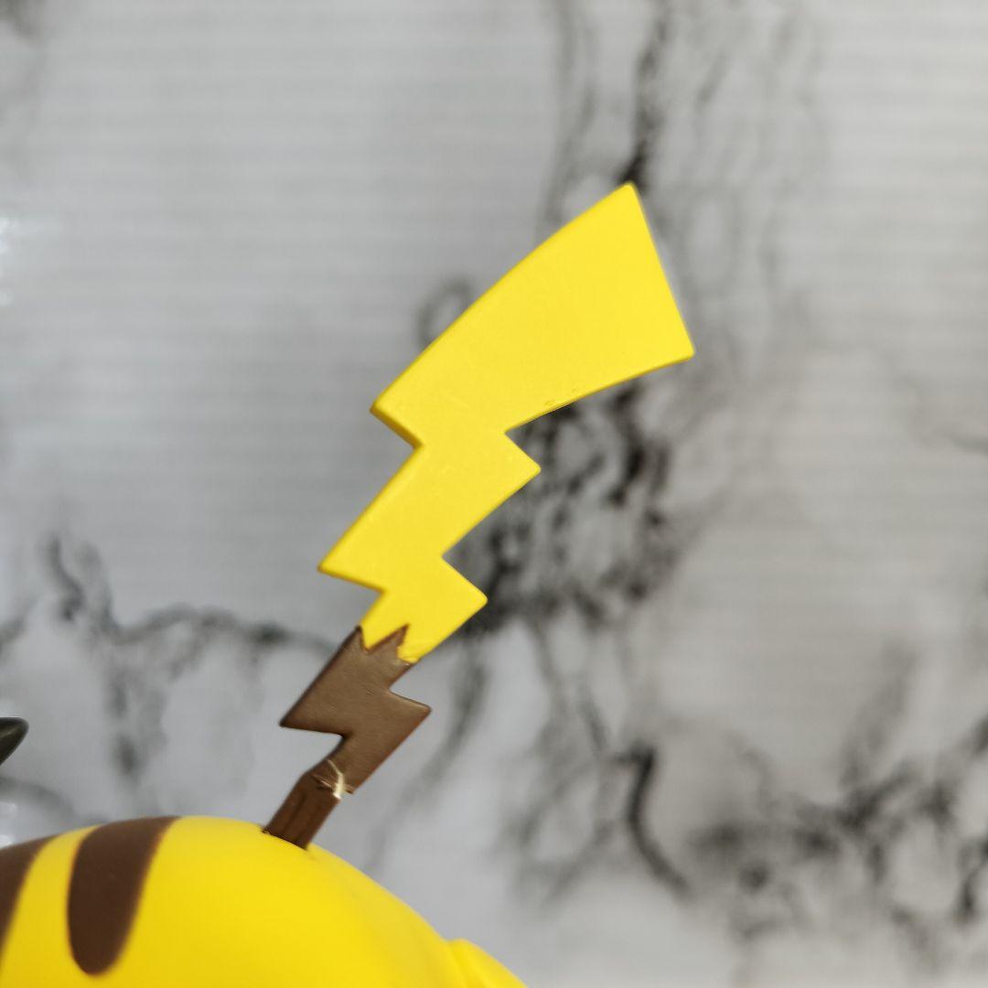 コトブキヤ　ポケットモンスター　レッド&ピカチュウ　フィギュア