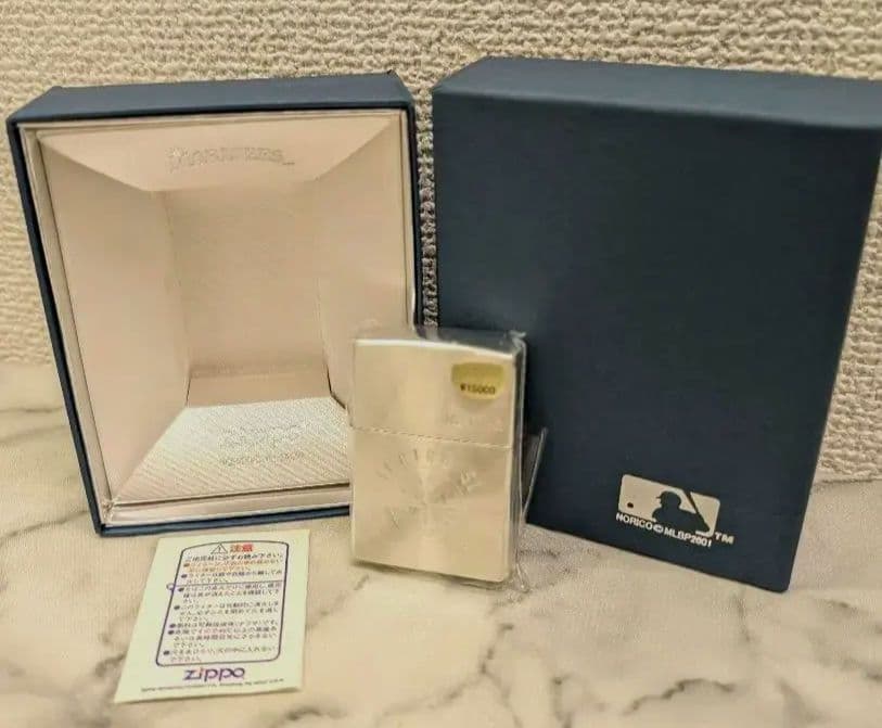 MLB イチロー シアトルマリナーズ Zippo 2001年 シリアルNOあり