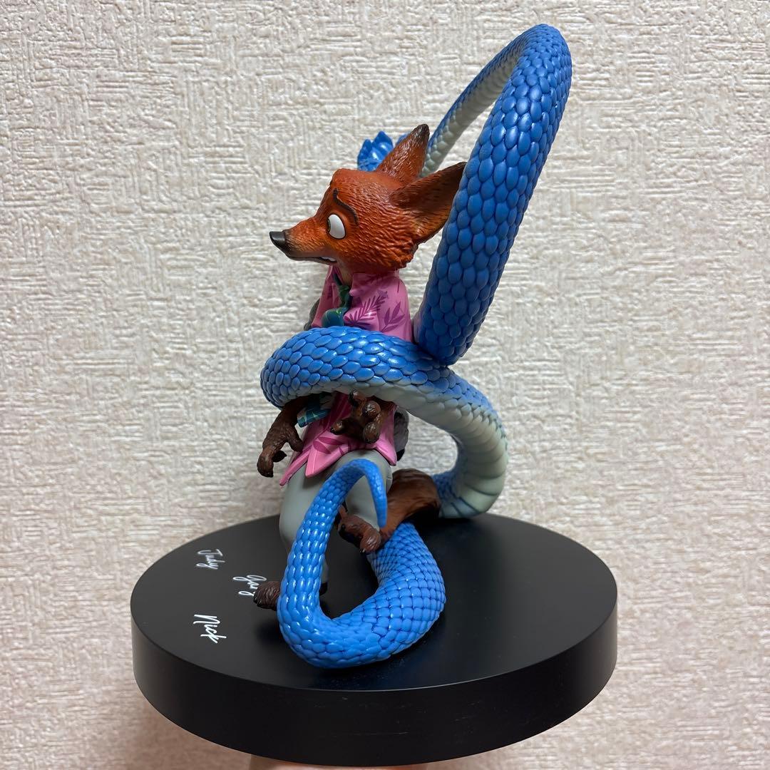 一番くじ　ズートピア2 ポスターフィギュア　 A賞