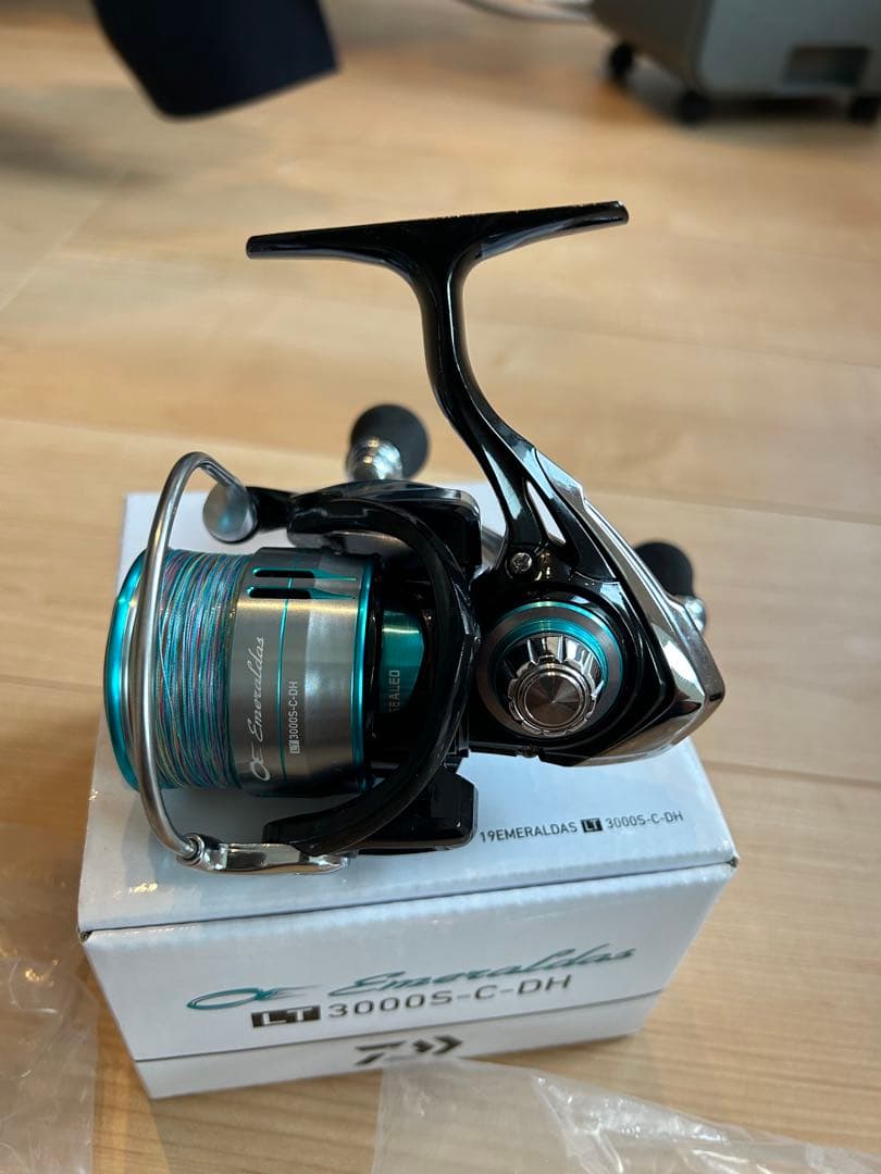美品‼️Daiwa EmeraLdasLT 3000S-C-DH リール値引き可‼️