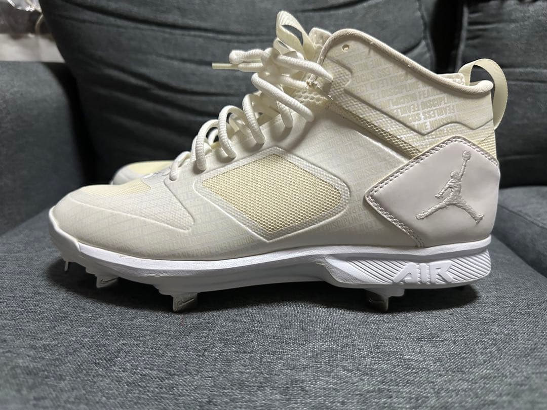 シューズ JORDAN JETER CLUTCH L CLEATS RE2PECT