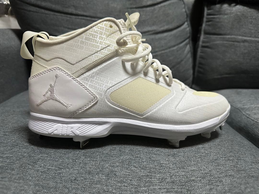 シューズ JORDAN JETER CLUTCH L CLEATS RE2PECT