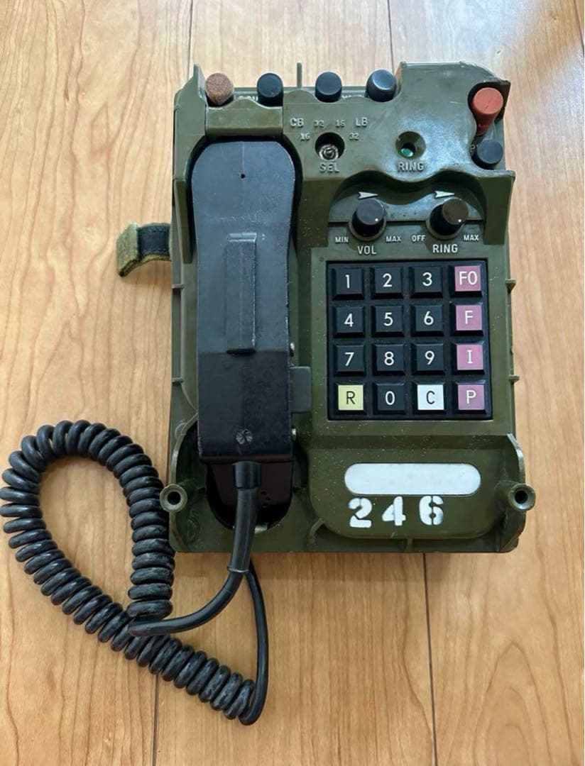 【米軍実物】有線電話機 TA-1042A/U 1989年製 動作不明