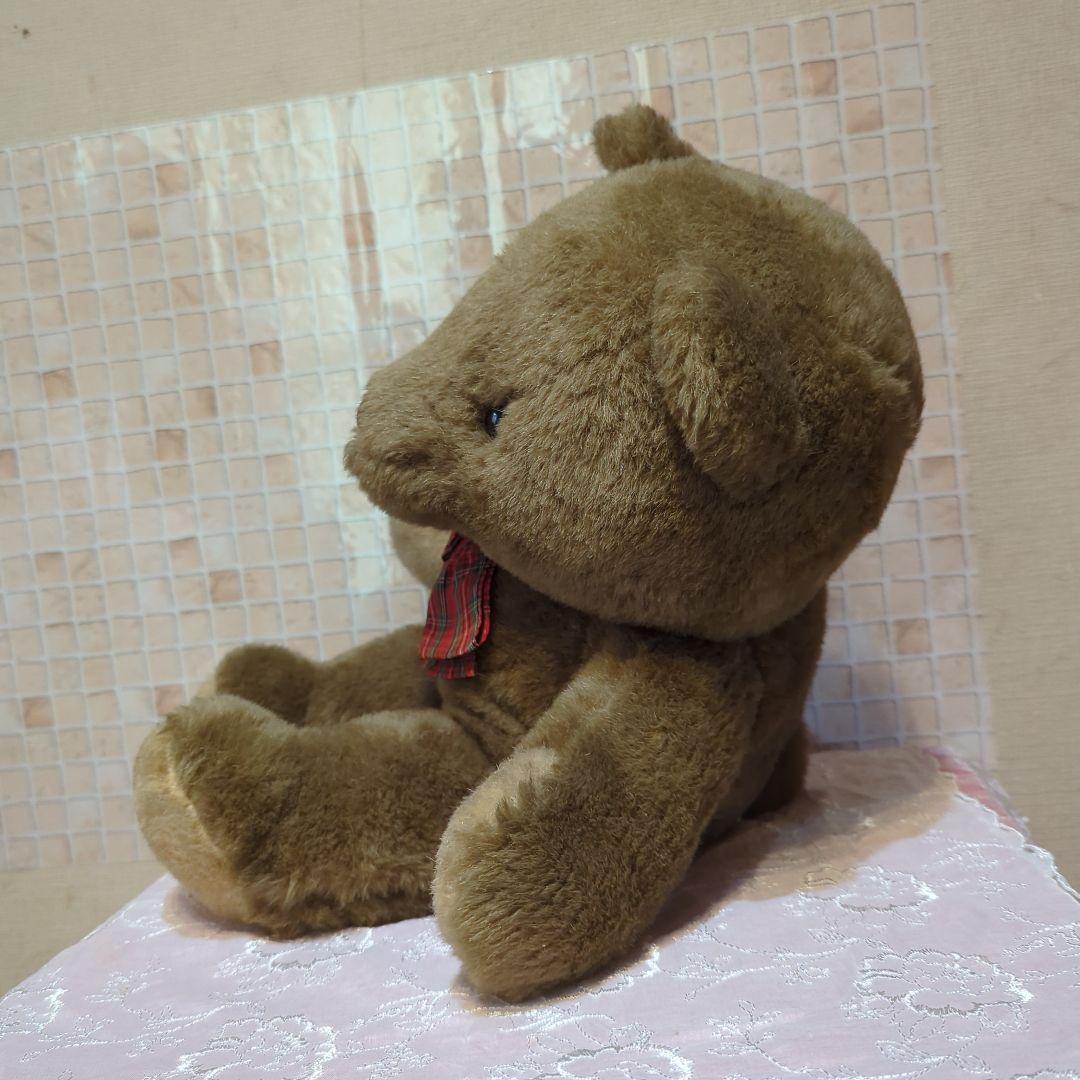 SANRIO・茶色くまのぬいぐるみ 赤いチェックリボン・昭和レトロ・旧ロゴ