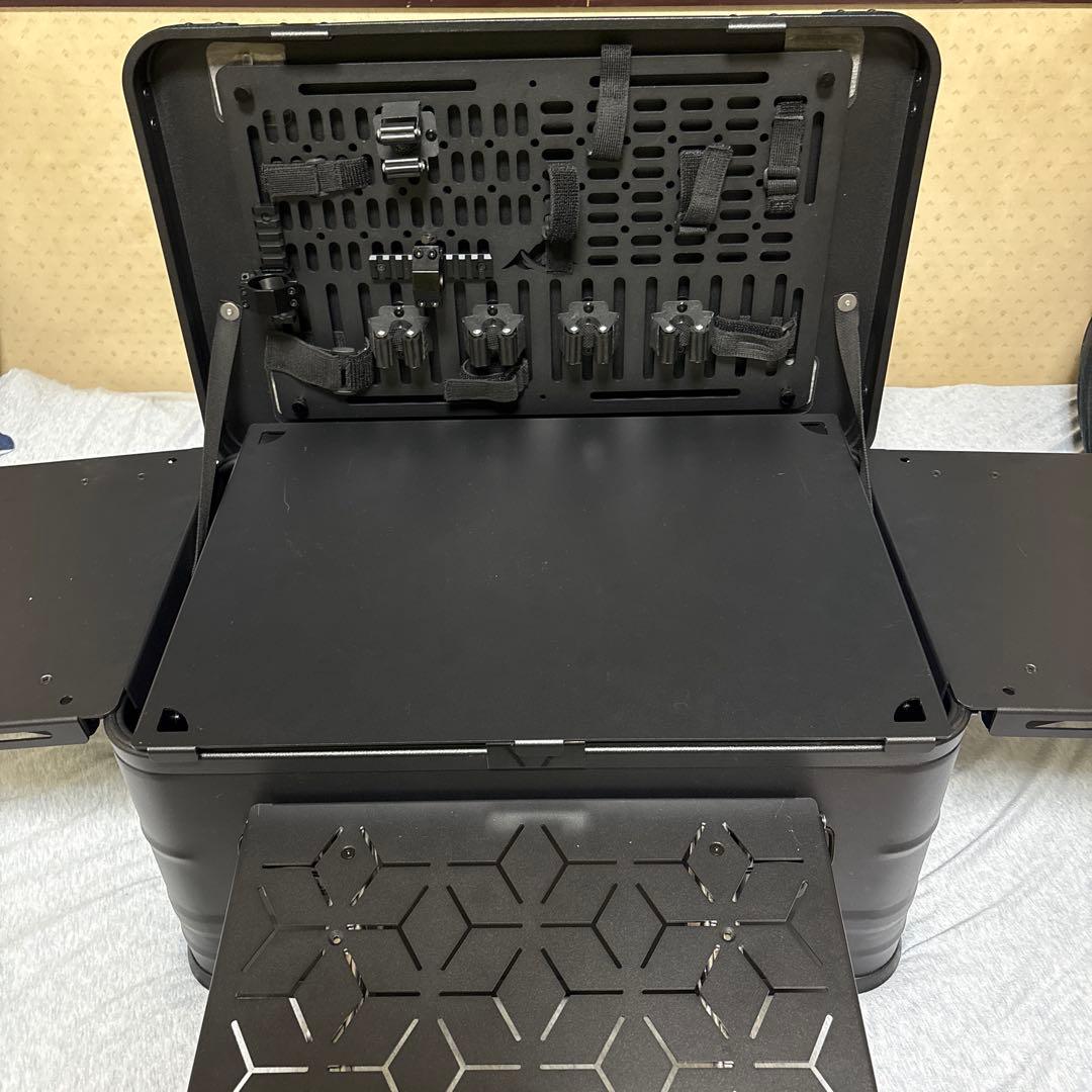 アウトドア用アルミコンテナ(50L)