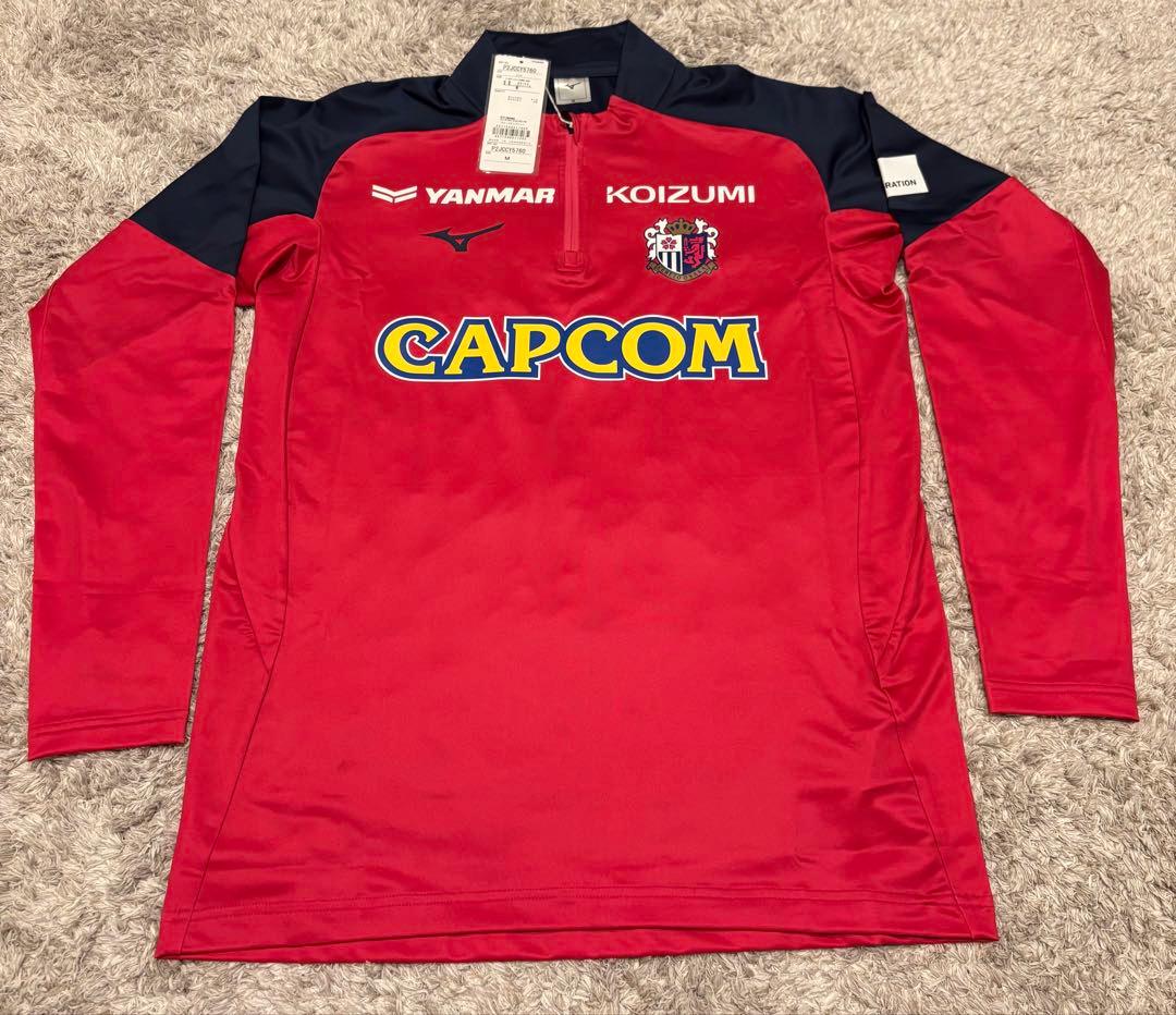 セレッソ大阪　25 MIZUNO 練習用 ウォームアップシャツ　Mサイズ