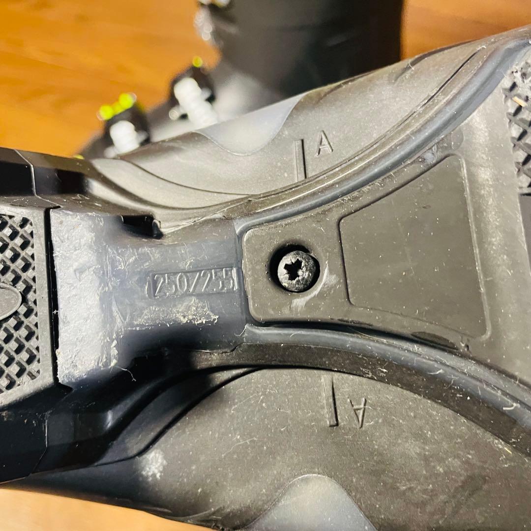 HEAD　ヘッド EDGE ADAPT 90 25cm〜25.5cm 中級