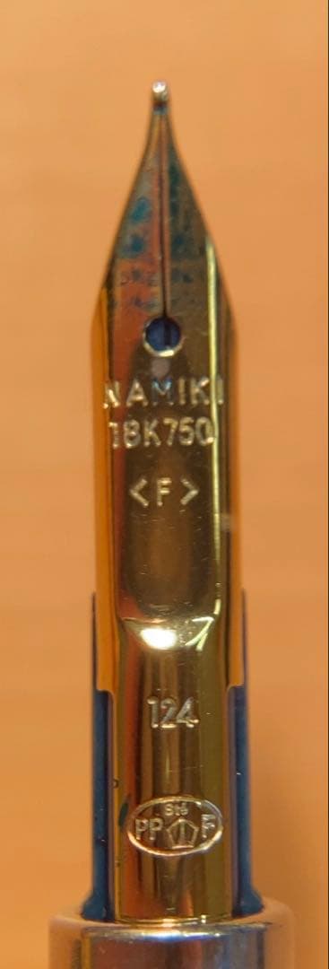 パイロット キャップレス万年筆　螺鈿(水面) 逆輸入モデル