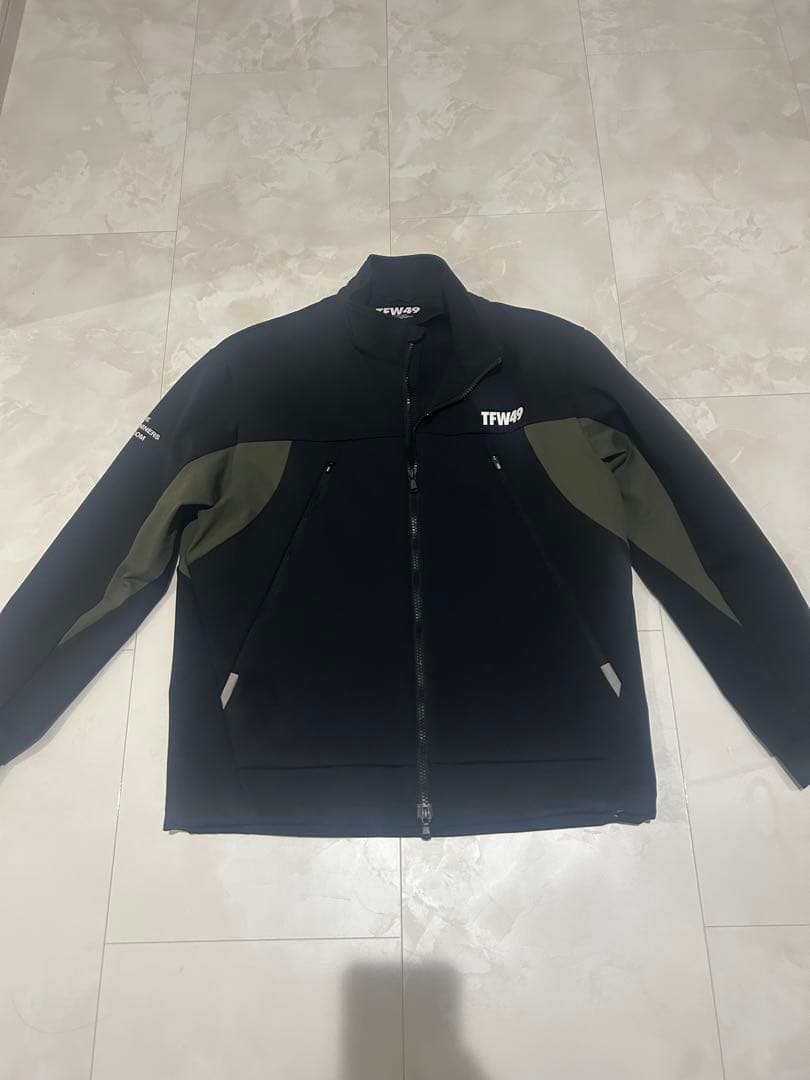 ☆ＴＦＷ４９☆国内正規品☆ブラック/カーキ☆美品☆セットアップ☆