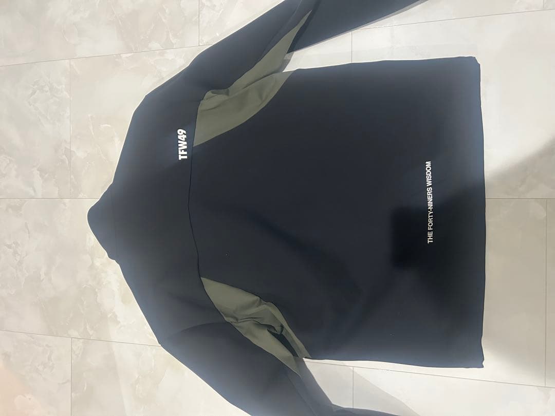 ☆ＴＦＷ４９☆国内正規品☆ブラック/カーキ☆美品☆セットアップ☆