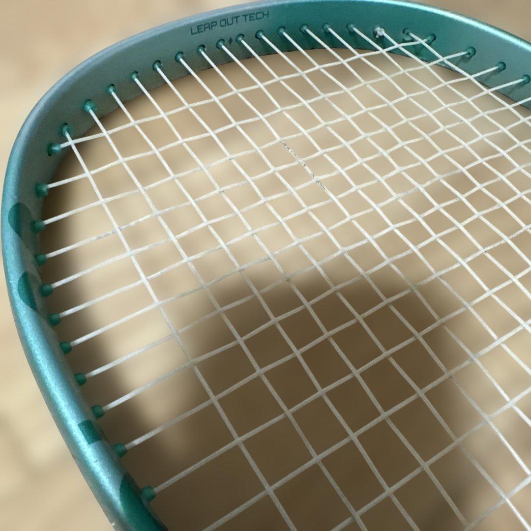 美品　ヨネックス　ボルトレイジ７Ｖ　02-VR7V