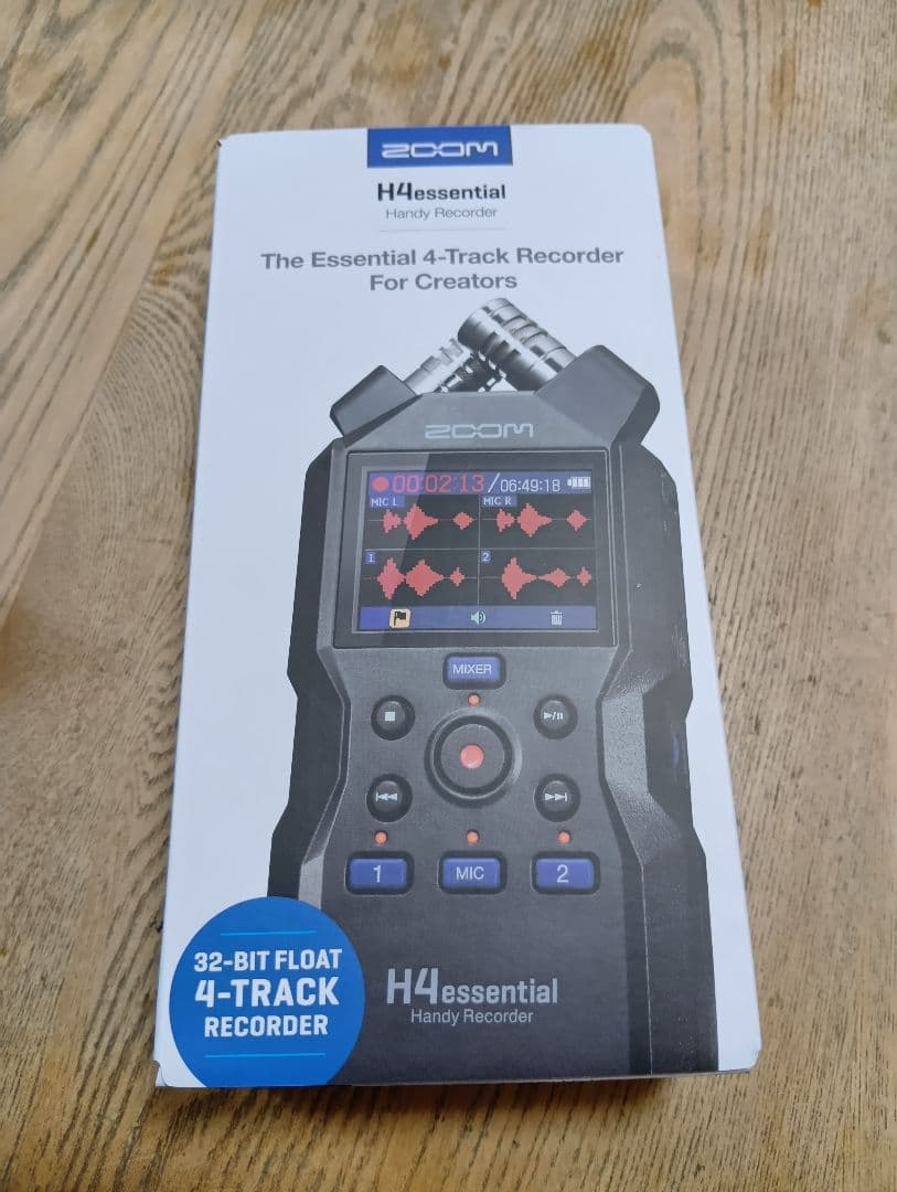 ZOOM H4 essential 32bit floatレコーダー