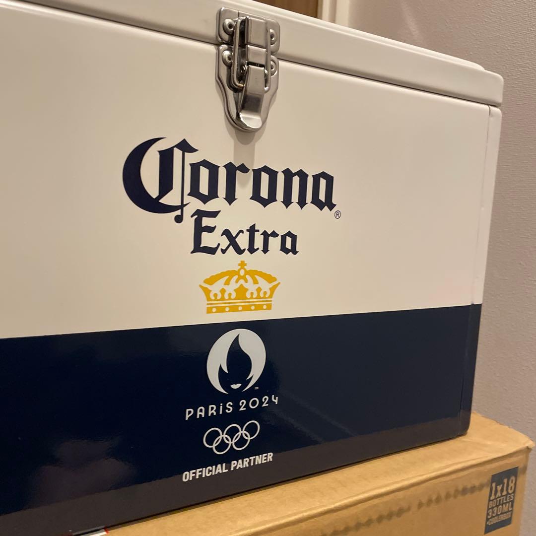 コロナエキストラ　瓶３３０ｍｌ×１８本入２０Ｌ限定デザインクーラーボックス付き