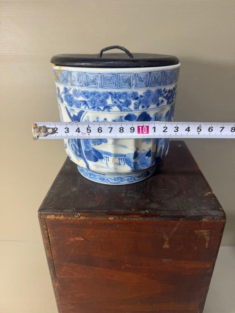 2412 五良大甫　呉祥瑞造　染付人物　水指　時代物