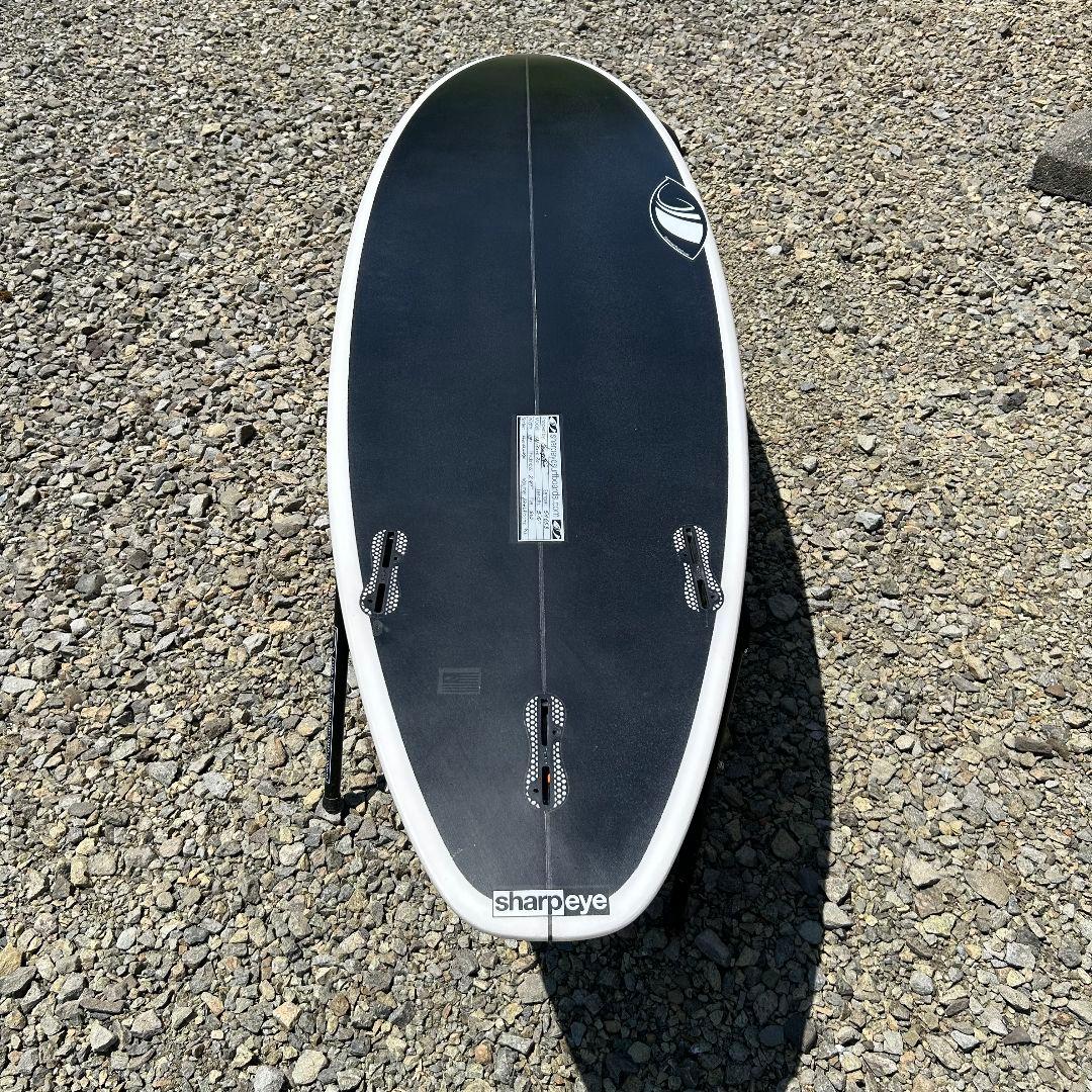 sharp eyeショートボード 5.10 ブラック/ホワイトINFERNO72