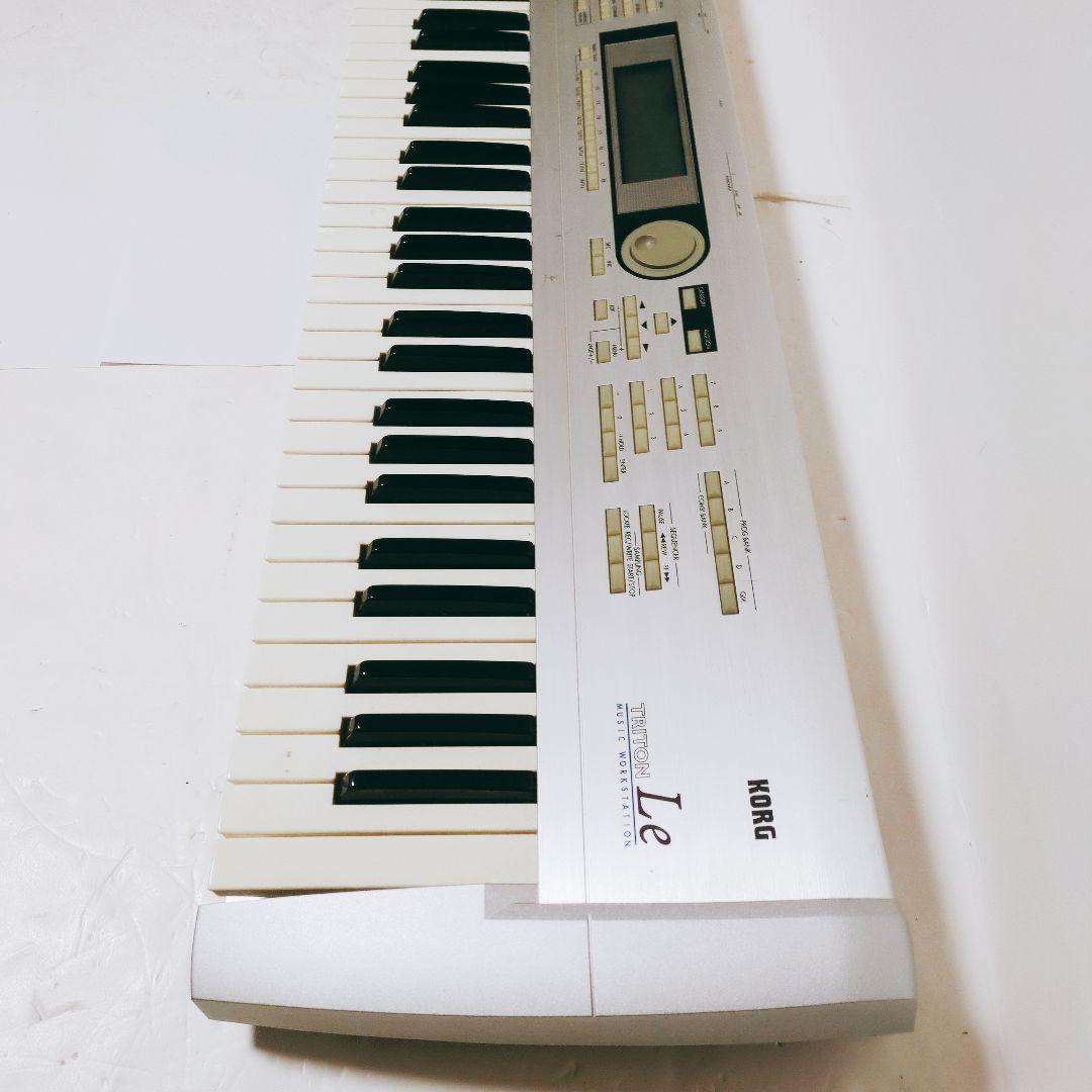 KORG コルグ TRITON Le 61 music WORKSTATION