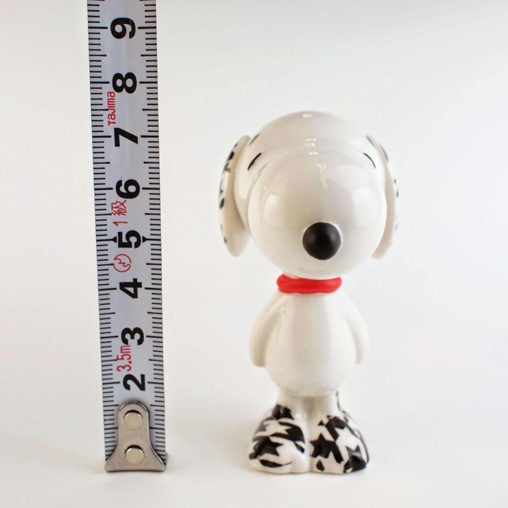 スヌーピー　フィギュア