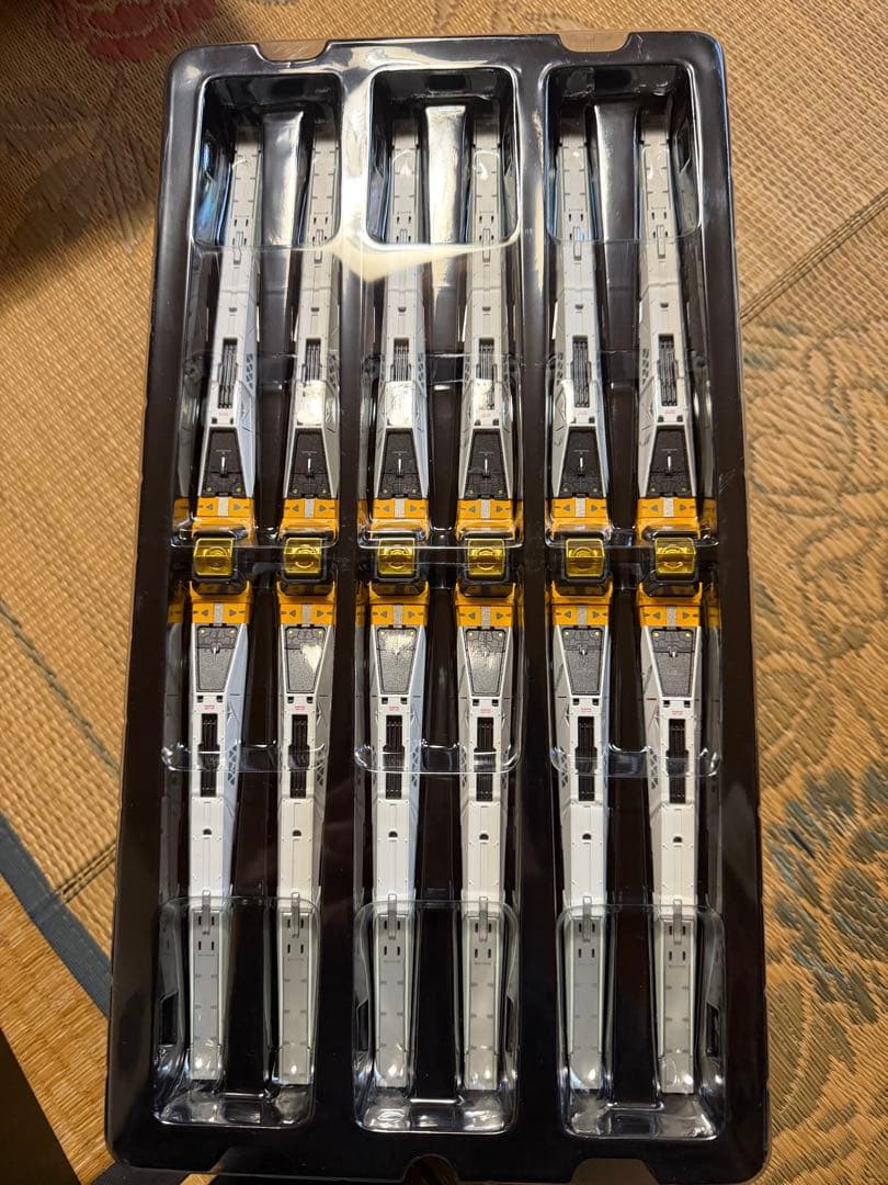 解体匠機νガンダムフィンファンネル装備