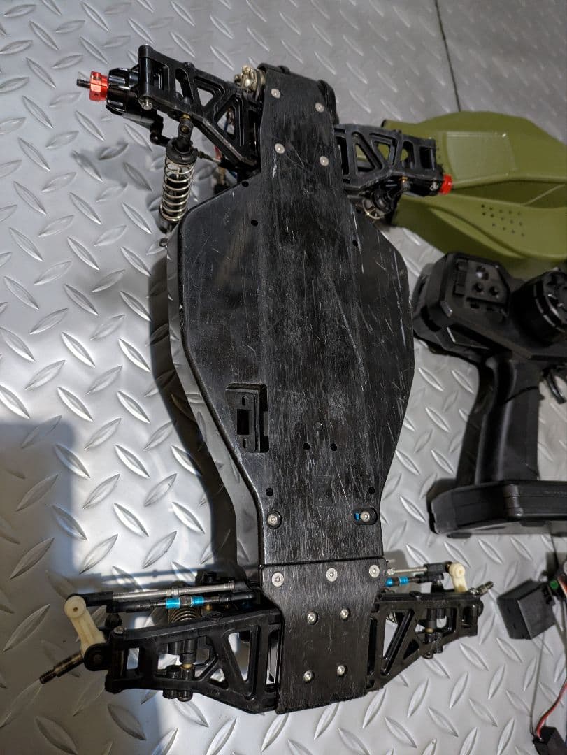 タミヤDT02　アルミ　ユニバーサル　フルベアリング　ラジコン　カー　 組キット