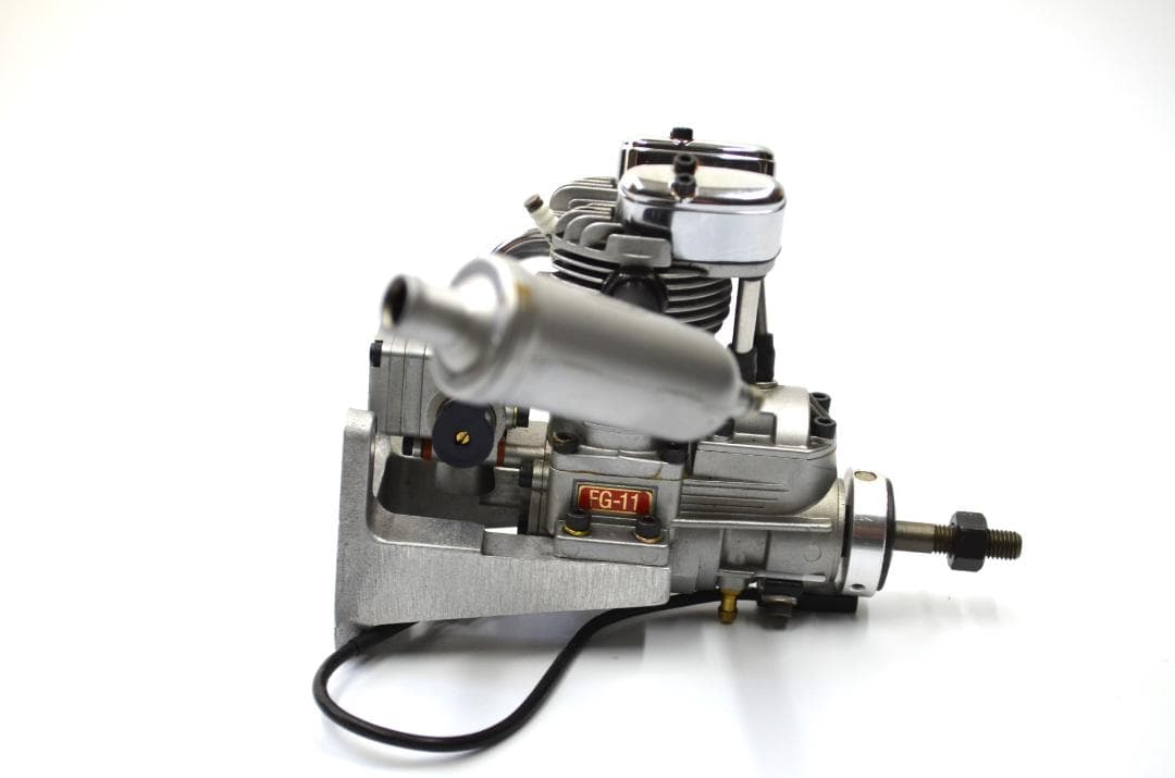 SAITO　FG-11　4サイクル・ガソリンエンジン
