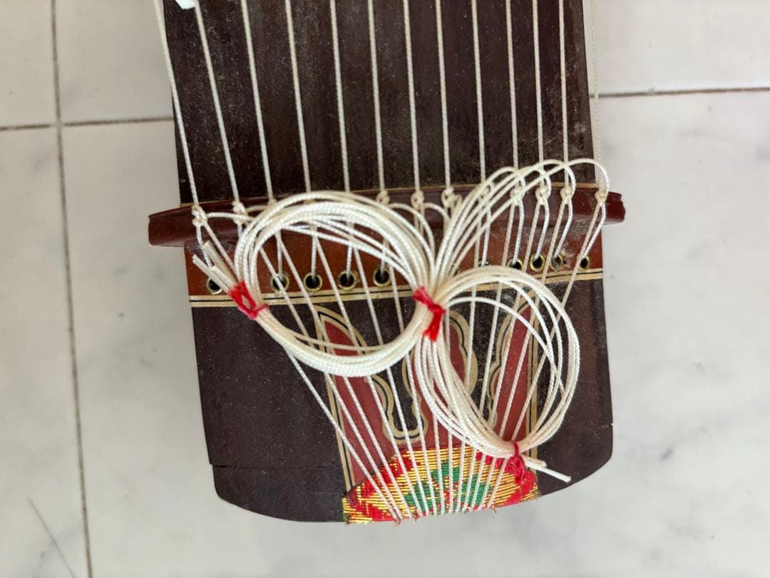 和楽器 ミニ琴 13弦 琴柱付き