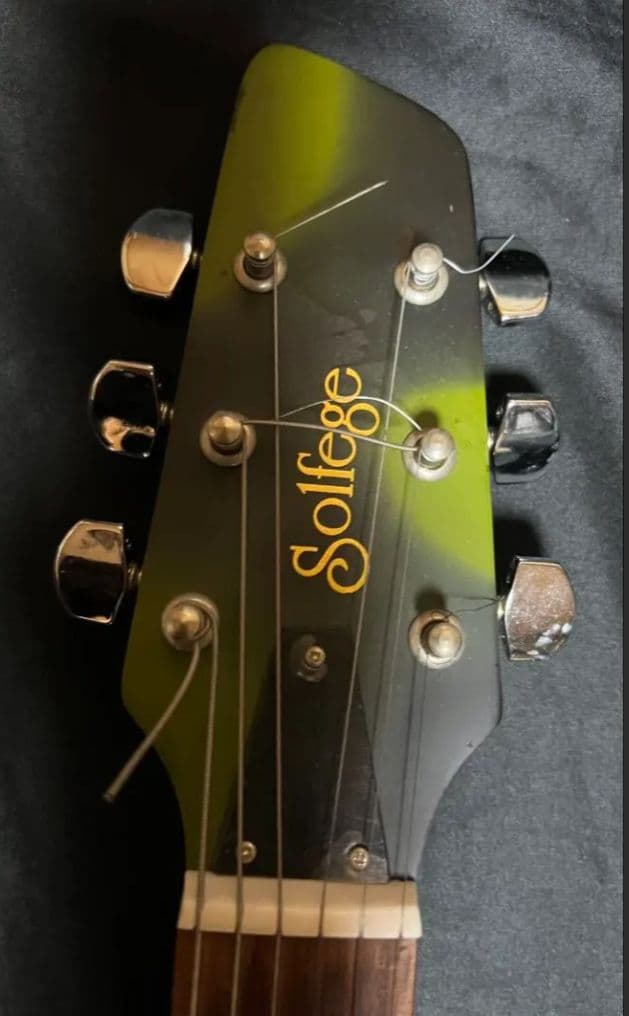 【SOLFAGE】ミリタリーエレキギター