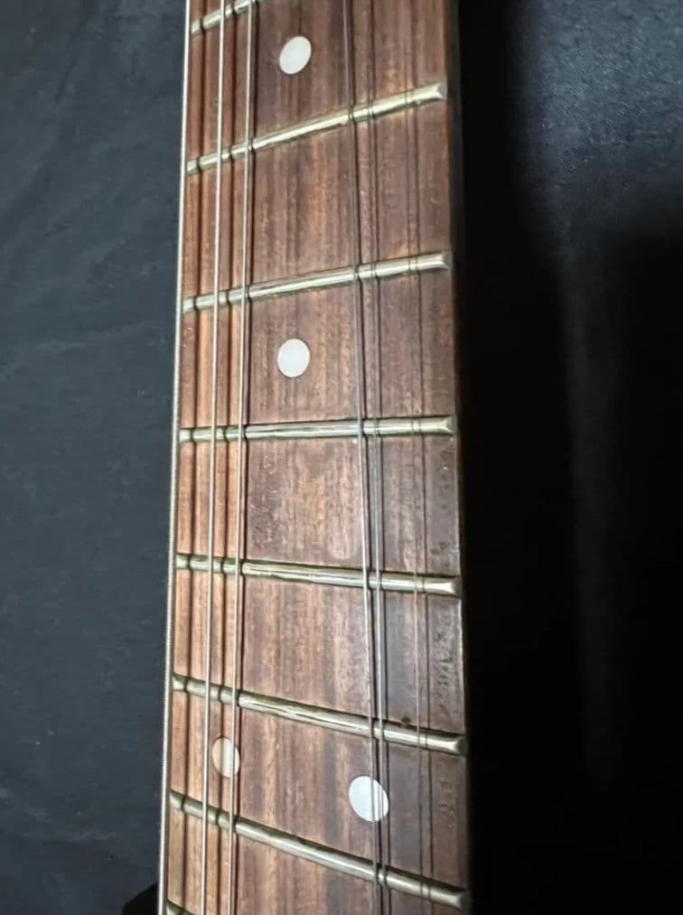 【SOLFAGE】ミリタリーエレキギター