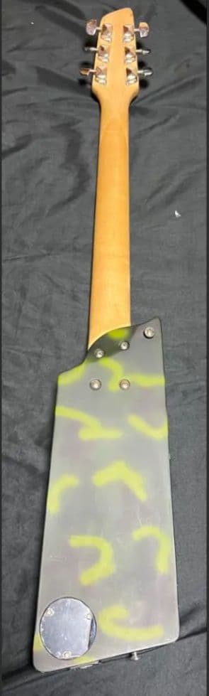 【SOLFAGE】ミリタリーエレキギター