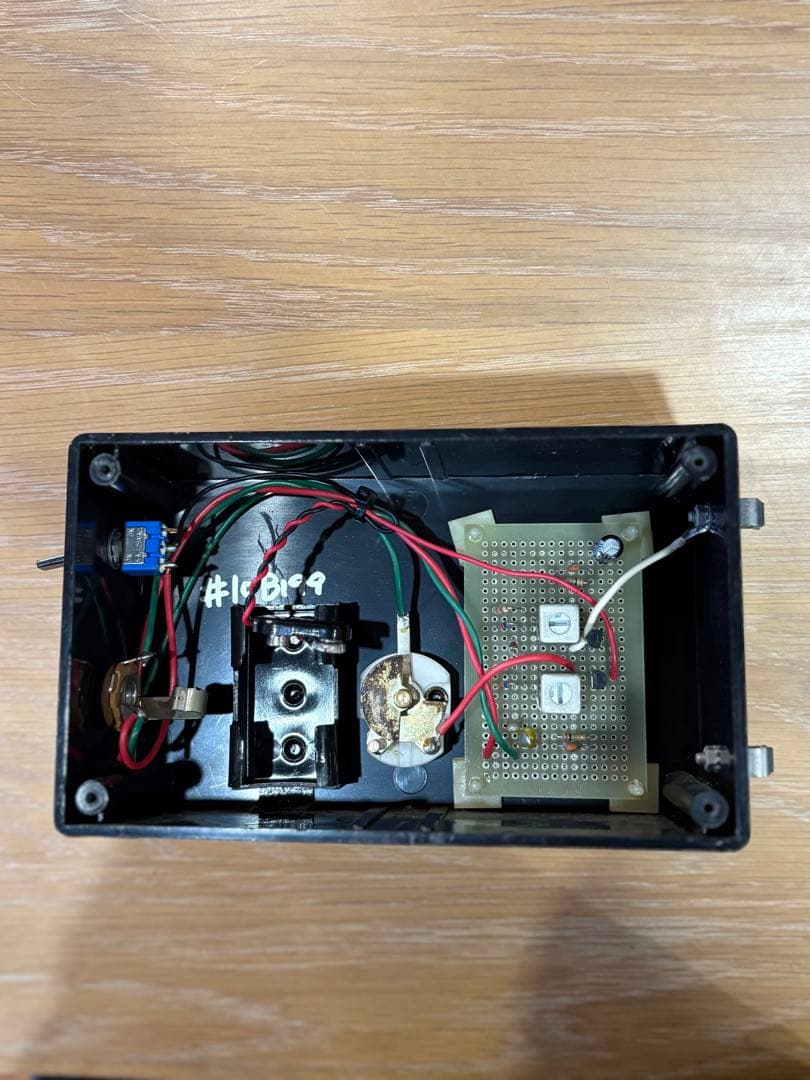 テルミンElectro-Harmonix SCREW UPPER