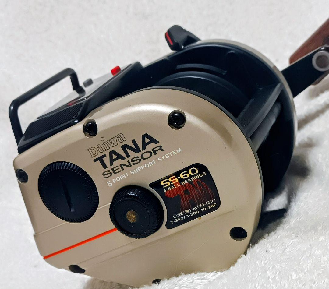 ダイワ タナセンサー SS-60 デジタル深度カウンター付両軸リール珍しいサイズ