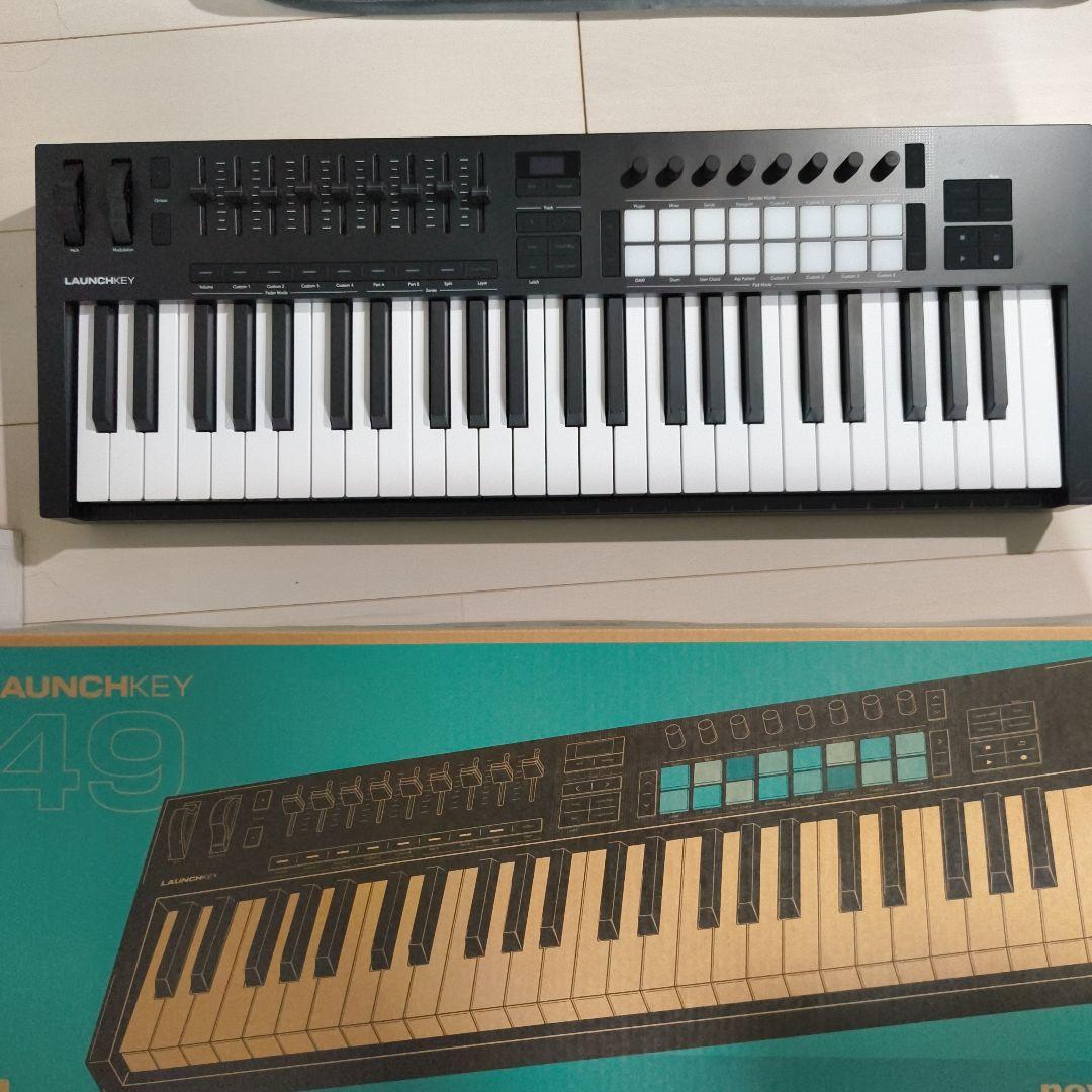 MIDIキーボード Launchkey mk4 49