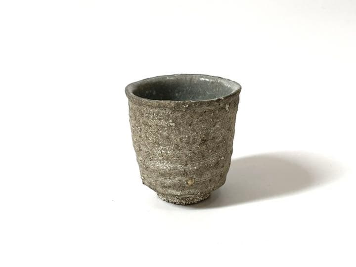 作家物　陶芸家　作者不明　炻器　酒器　酒盃　筒盃　ぐい呑　加守田章二