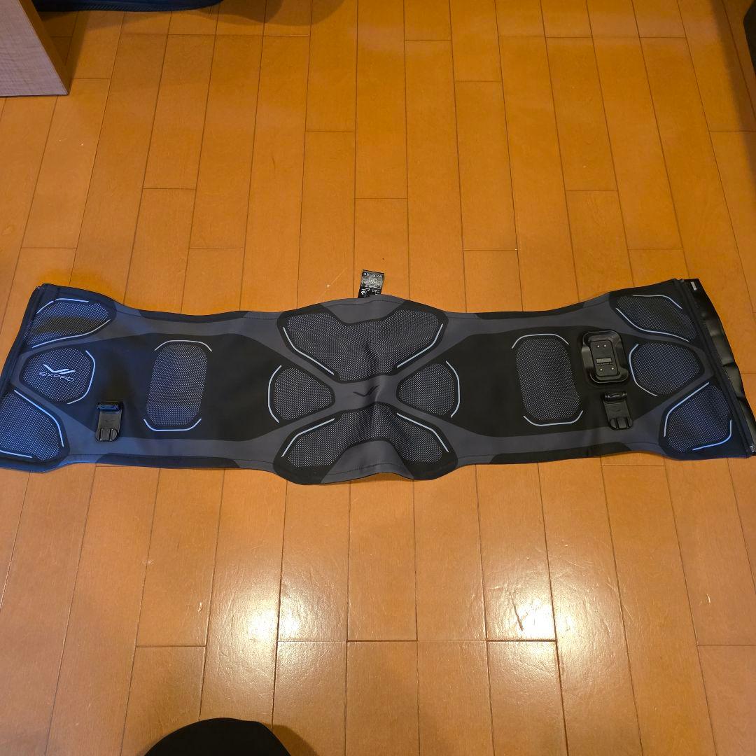 【中古】シックスパッド コアベルト 2 専用コントローラー付