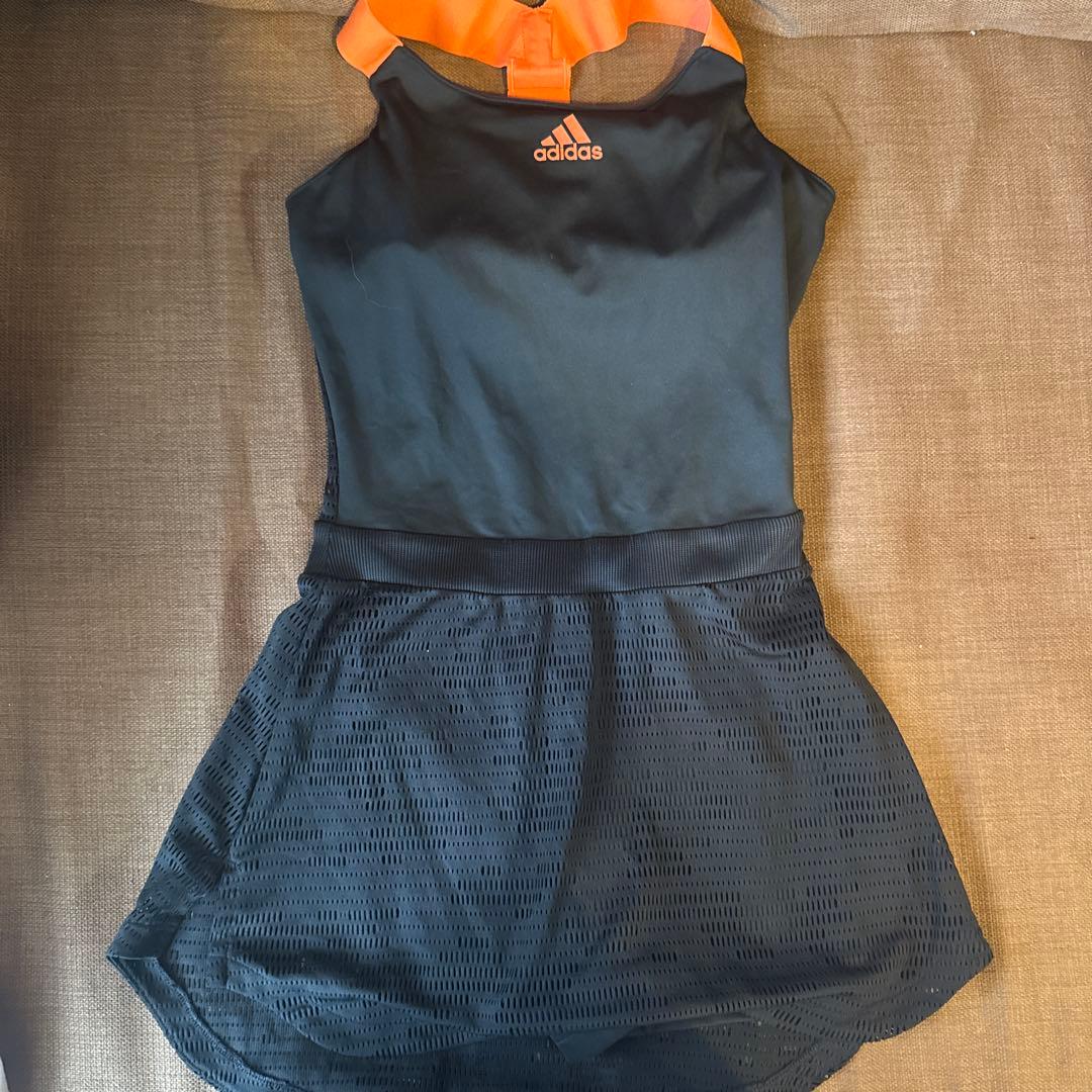 adidas テニスウェアセット 黒/オレンジ