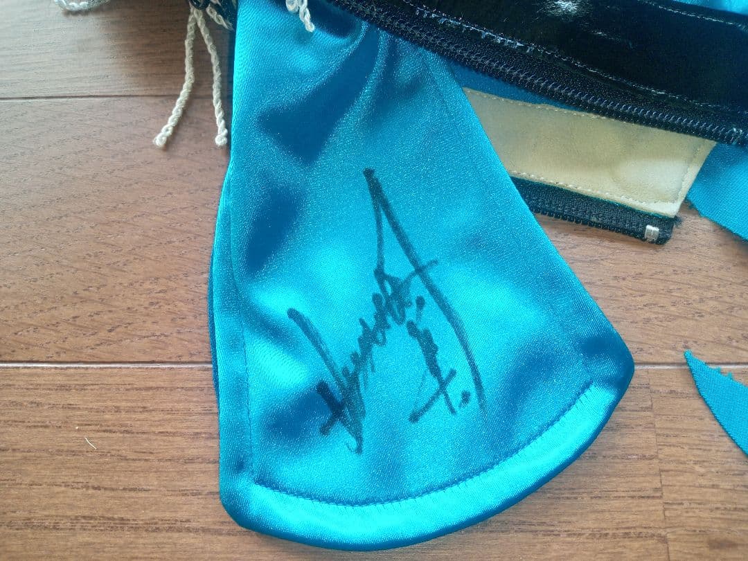 U*7様 値下げ！ハヤブサ(初代)のサイン入りプロレスマスク