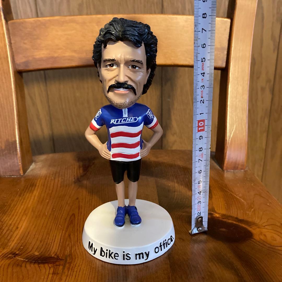 RITCHEY創業者の首振りフィギュア