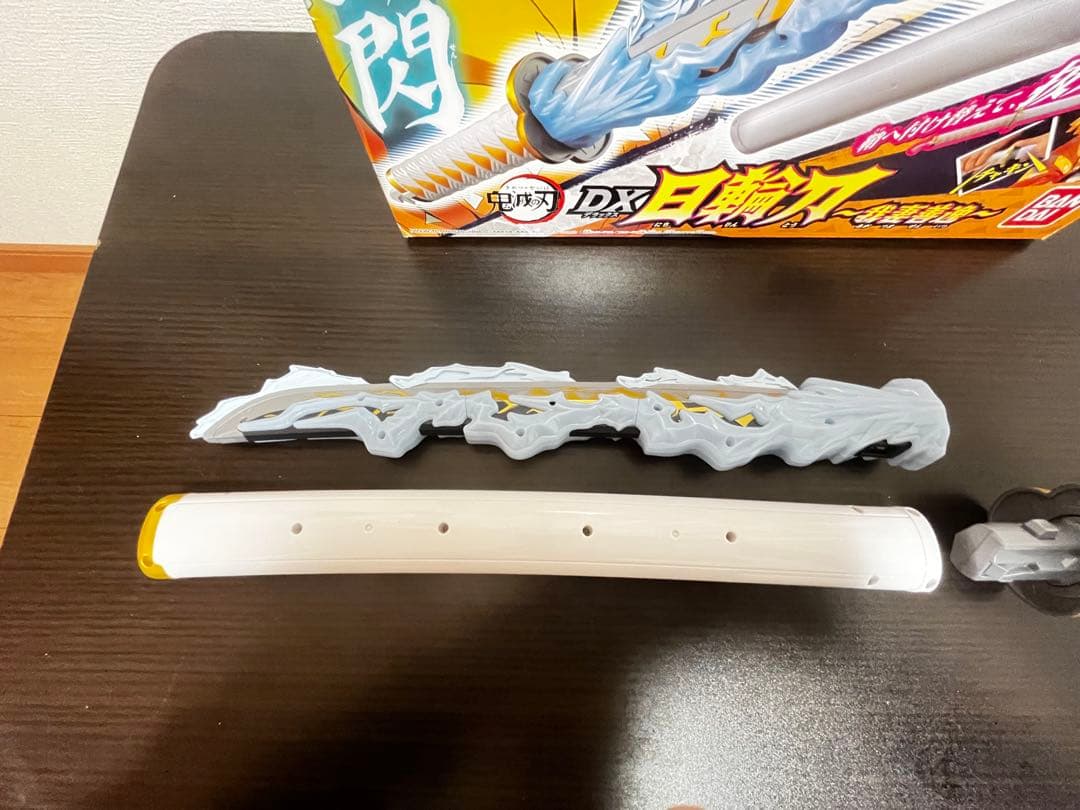 バンダイ 鬼滅の刃 DX日輪刀 竈門炭治郎　我妻善逸　セット
