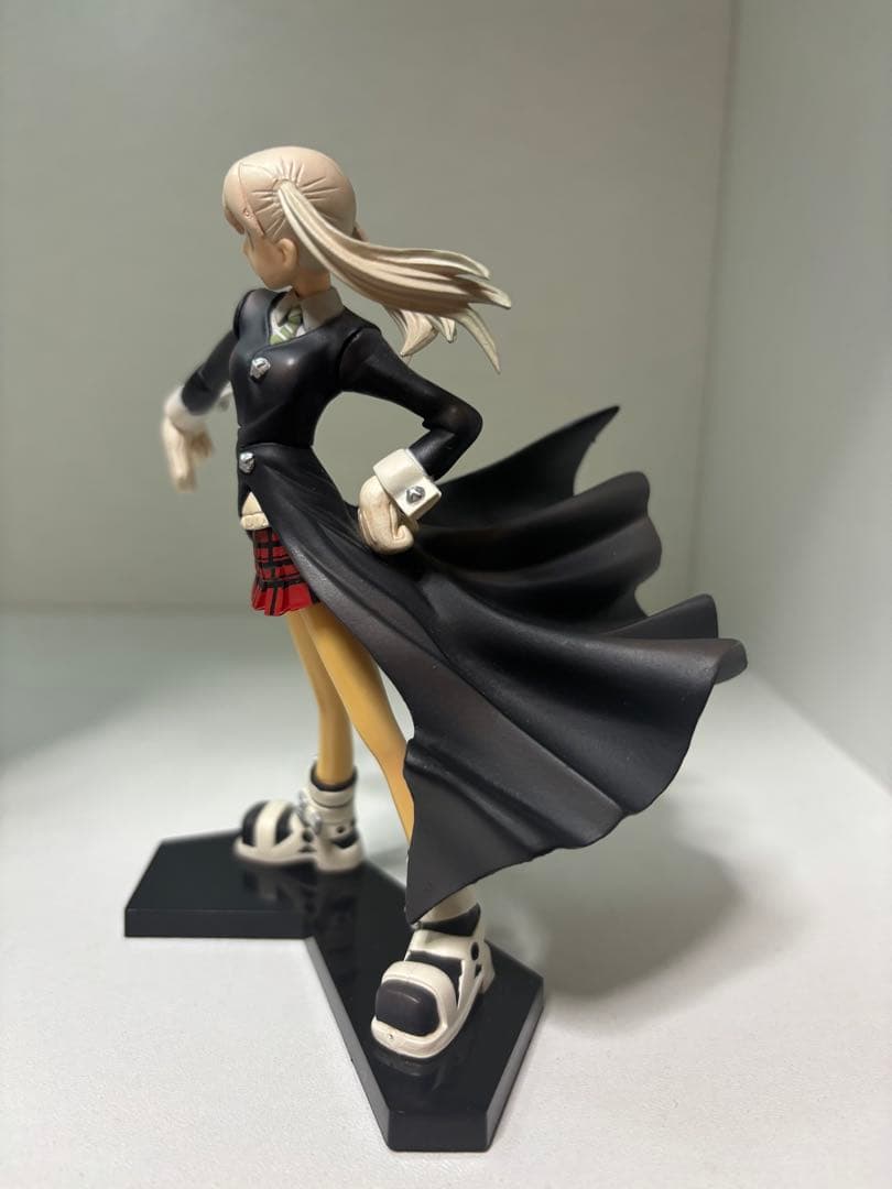 ソウルイーター マカ　トレーディングアーツ　フィギュア