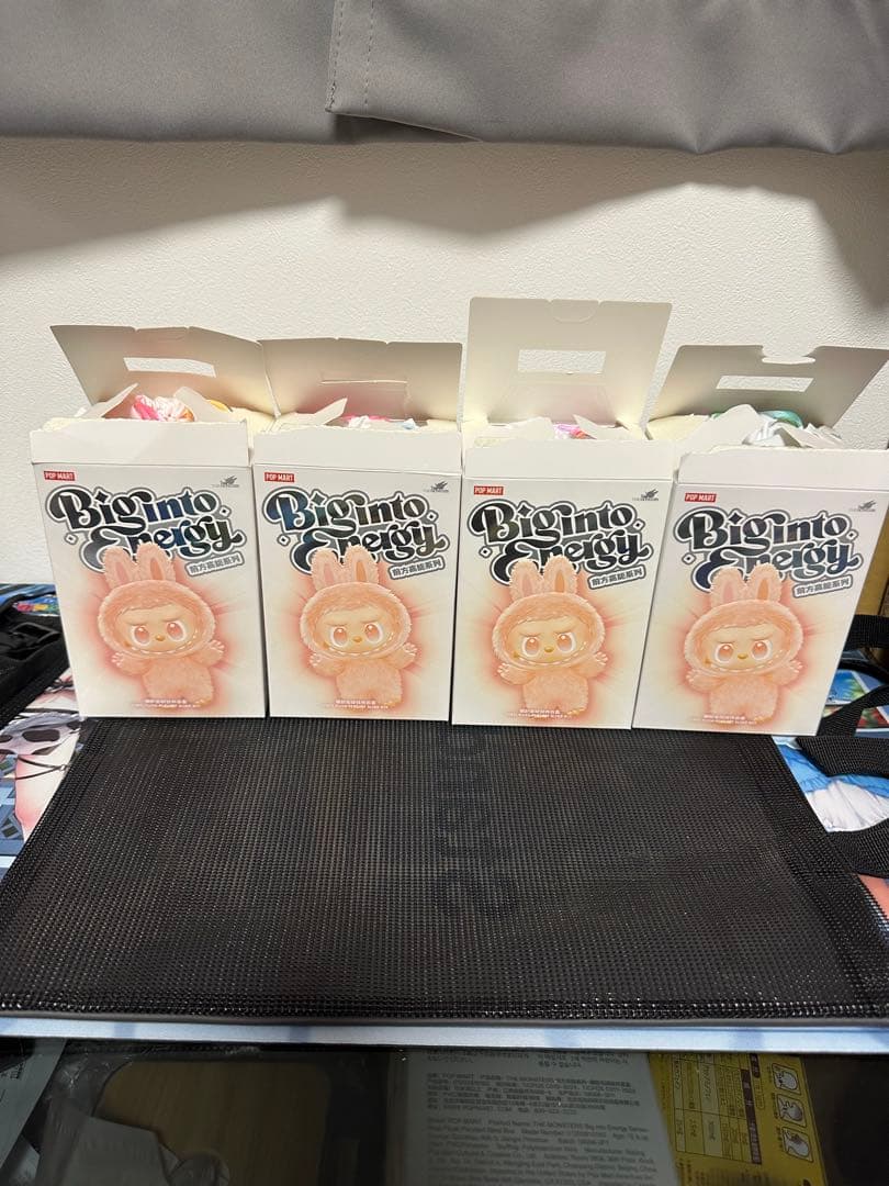 ポップマート　ラブブ　エナジー　4体セット