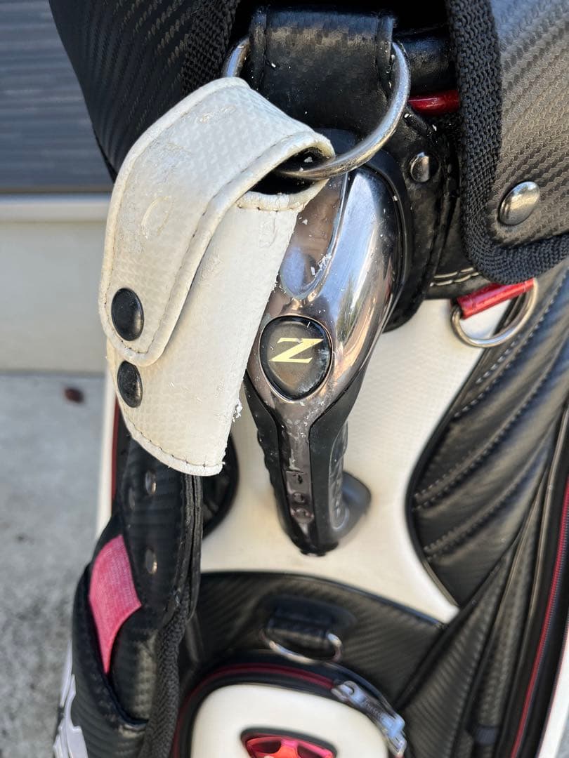 スリクソン キャディバッグ ツアーモデル GGC-S110