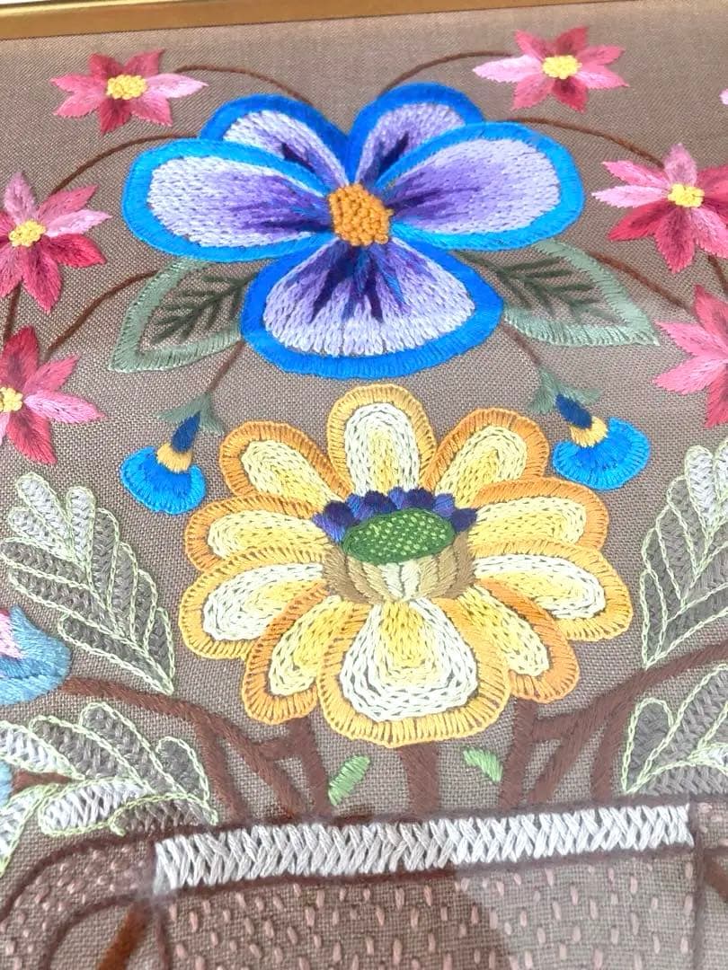 美品　戸塚刺繍　戸塚きく　初代作品　額　花　鳥　モダン