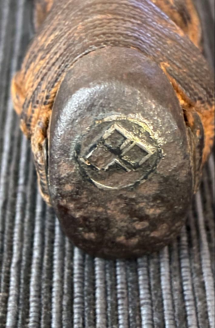 刀装具　脇差　柄前　鉄地縁頭　虎の図目貫　金山風透かし鍔　(江戸時代)